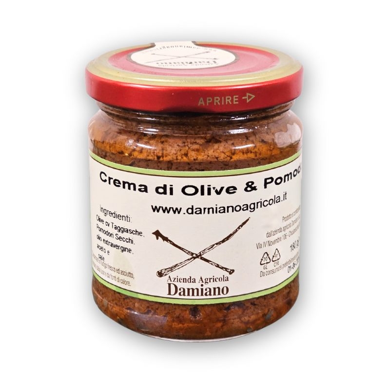 Sauce aus Oliven und Tomaten