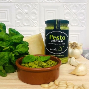 Genueser Pesto, handwerklich hergestellt von der Trattoria Cavour modo21 in Genua
