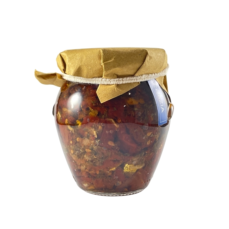 Condimento con pomodori secchi, alici salate, cipolla, aglio e prezzemolo. Anciua di Sestri Levante. Michele Senno.